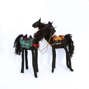 عروسک اسب آتلان با پاهای مفتولی (3)