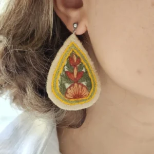 گوشواره پته دوزی طرح اشکی