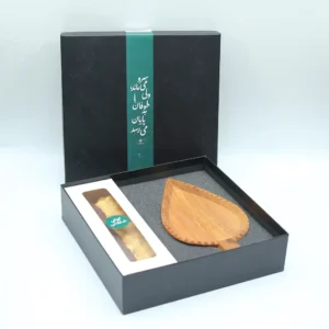 بسته هدیه سرو می‌ماند