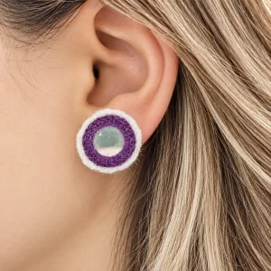 گوشواره سوزندوزی میخی تک آینه بنفش